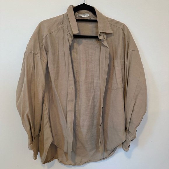 pull and bear oversized blouse - Picture 1 of 3